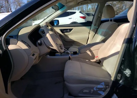 2013 Nissan Altima 2.5 z USA, uszkodzony, nr VIN 1N4AL3AP3DC250450